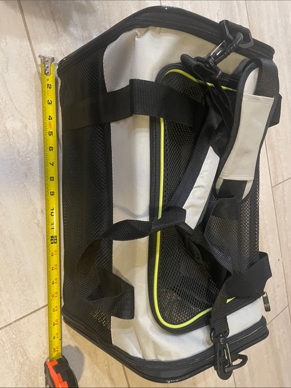 Pet carrier